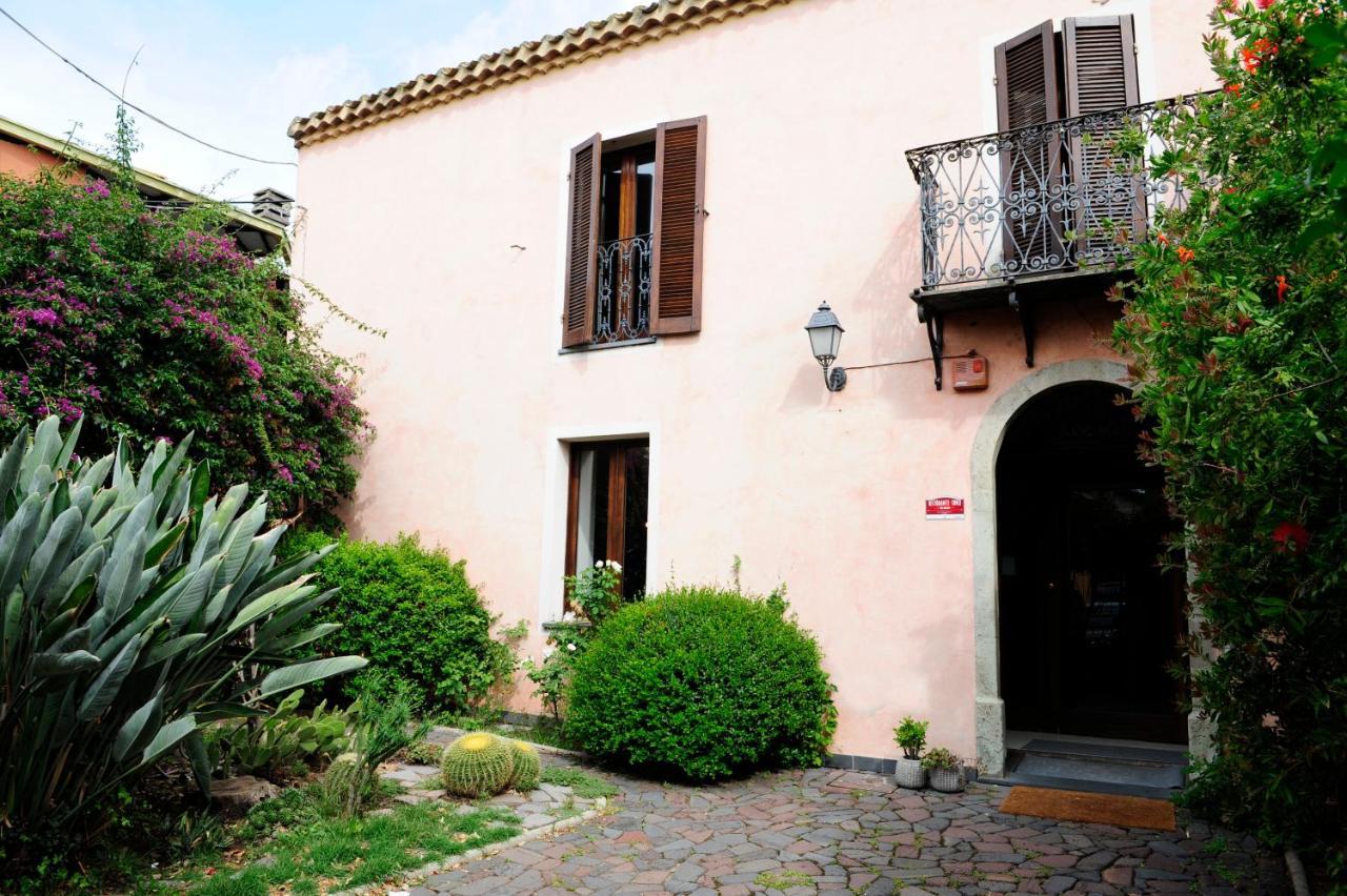 Sa Mola Guest House Bonarcado Bagian luar foto