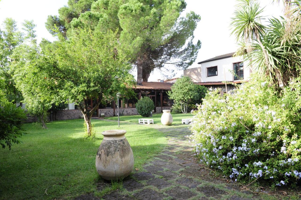 Sa Mola Guest House Bonarcado Bagian luar foto
