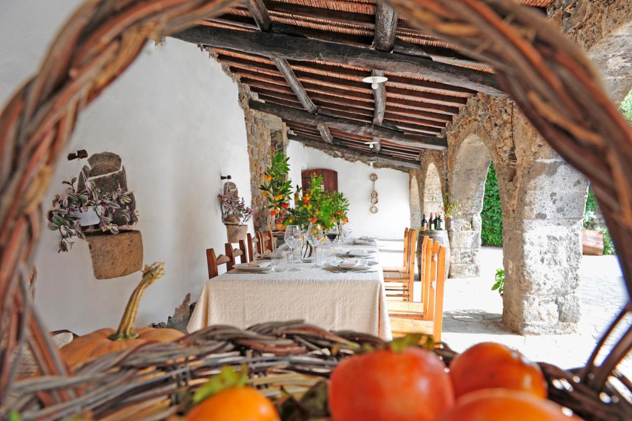 Sa Mola Guest House Bonarcado Bagian luar foto
