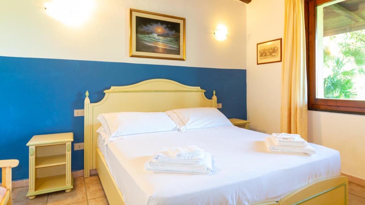 Sa Mola Guest House Bonarcado Bagian luar foto