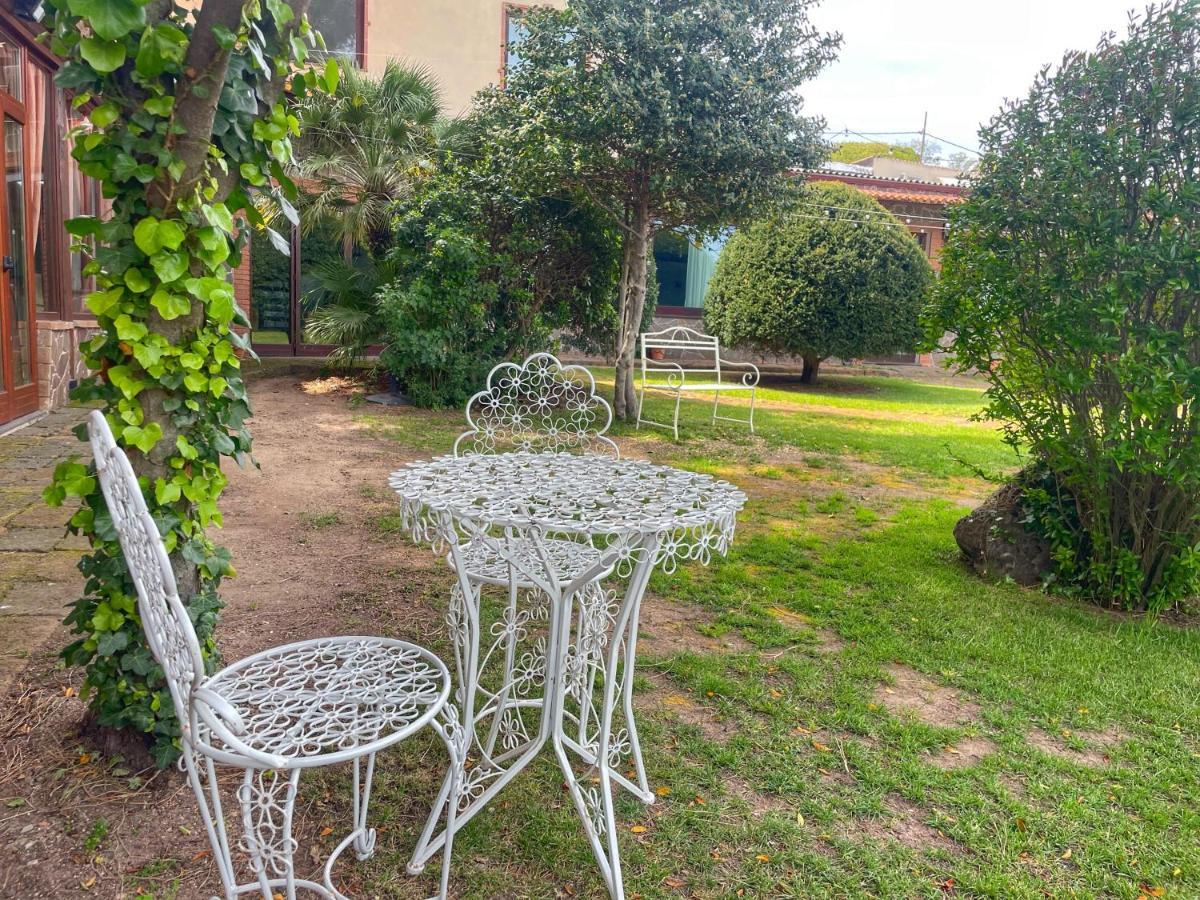 Sa Mola Guest House Bonarcado Bagian luar foto