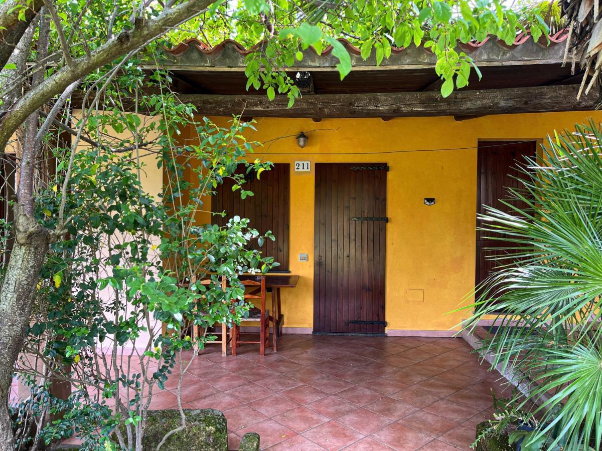 Sa Mola Guest House Bonarcado Bagian luar foto